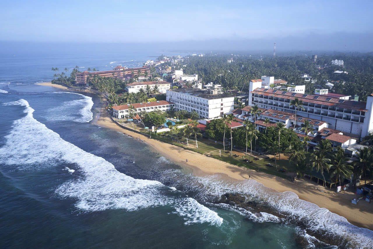 Citrus Hikkaduwa Hotel Exterior photo