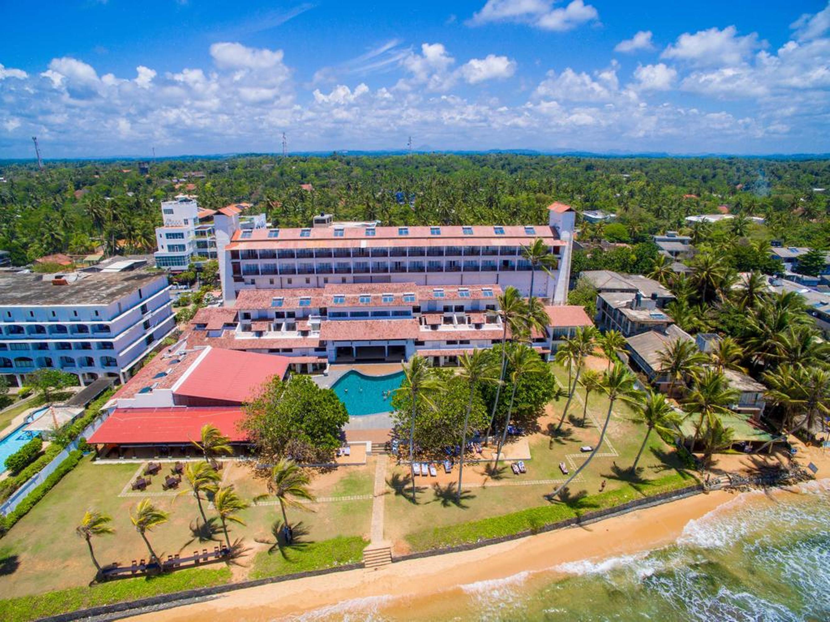 Citrus Hikkaduwa Hotel Exterior photo